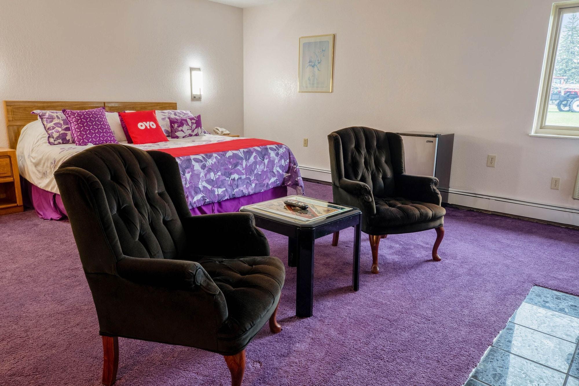 Oyo Hotel Chesaning Route 52 & Hwy 57 Eksteriør bilde