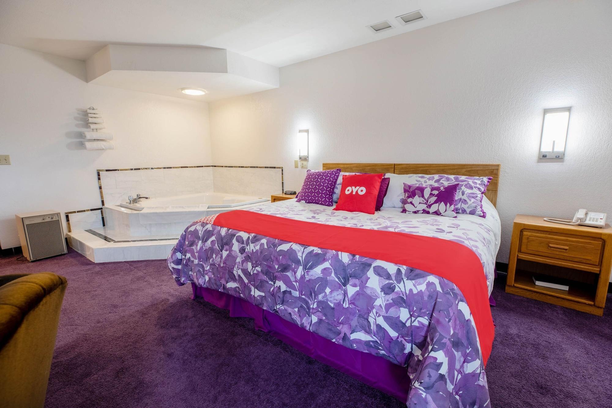 Oyo Hotel Chesaning Route 52 & Hwy 57 Eksteriør bilde