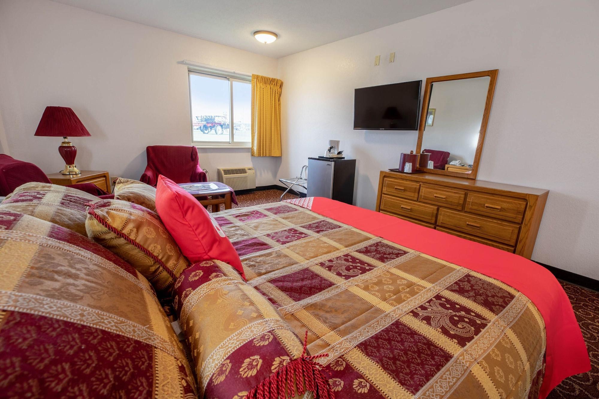 Oyo Hotel Chesaning Route 52 & Hwy 57 Eksteriør bilde